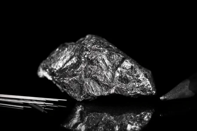 Graphite specimen prepared for high-temperature resistivity measurement